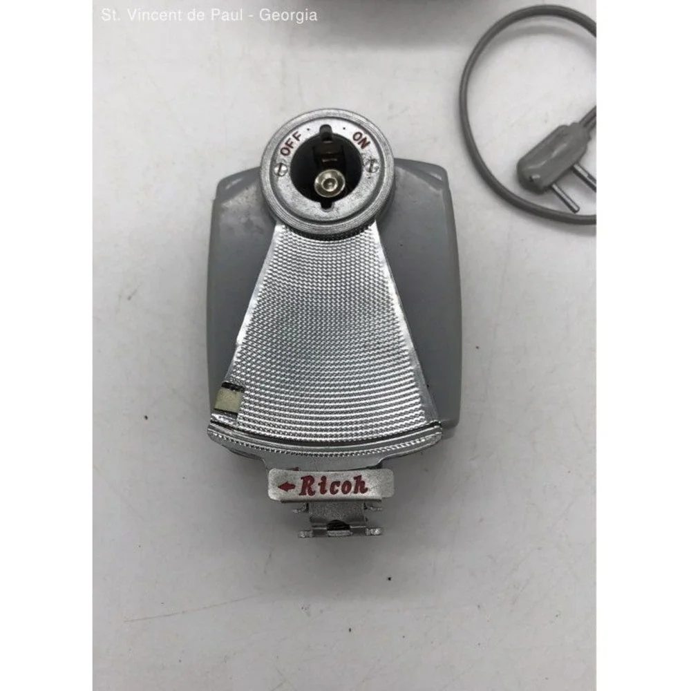 Ricoh AUX Telephoto Lens 1:2.8 4.5cm & Ricoh Flash Unit BC 605 Untested W/ Case